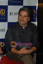 Vishal Bharadwaj at the music launch of For Real film in PVR, Juhu on 8th Sept 2010 (12).JPG